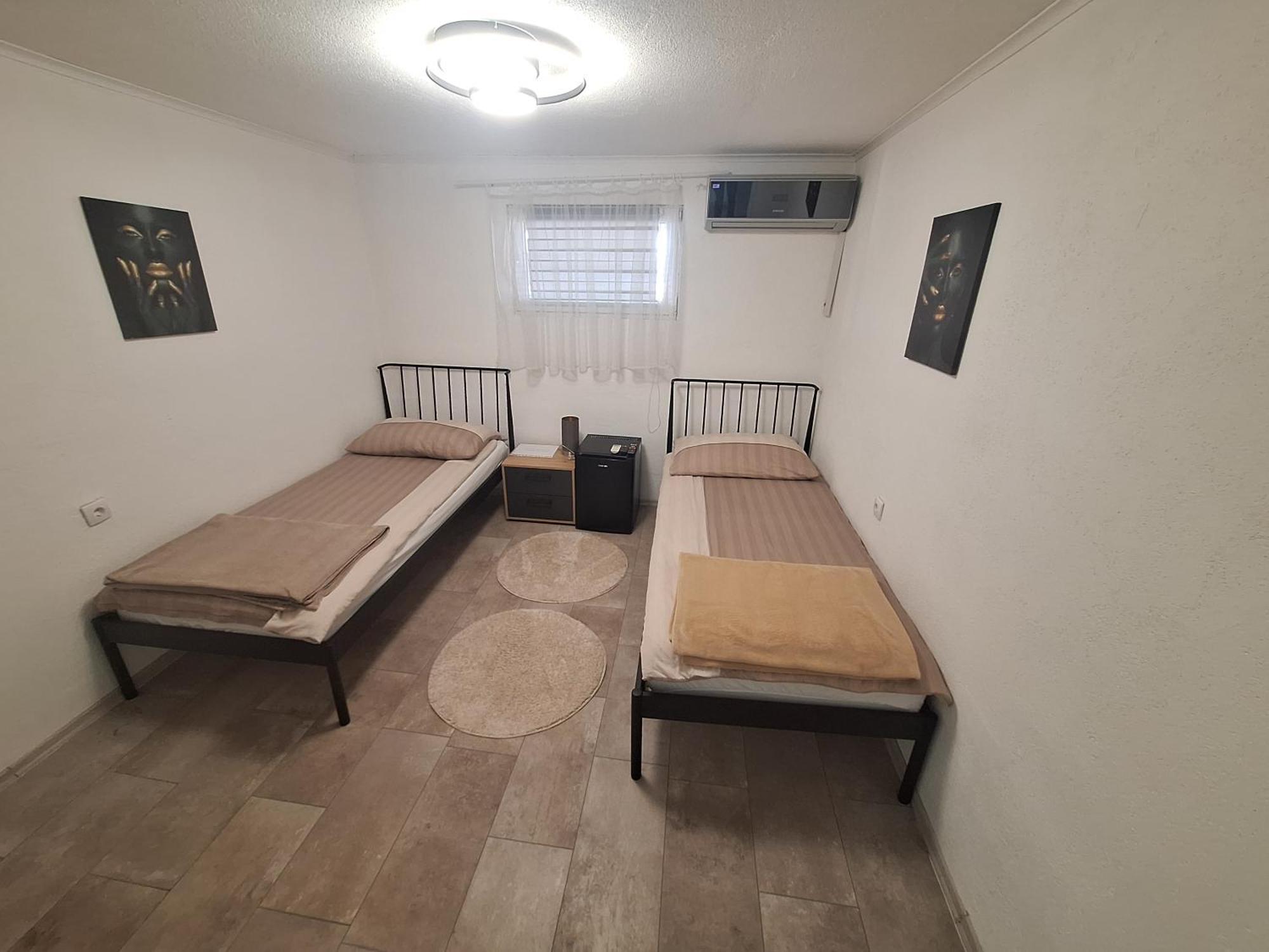 Fly & Stay Apartments Laktaši 外观 照片